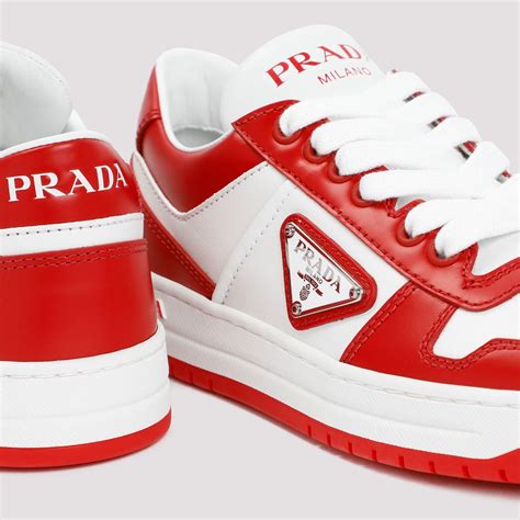 prada shous